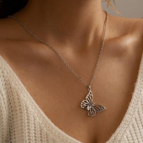 Bohemian Fashion Personality Butterfly Pendant Necklace for Women Jewelry Gifts