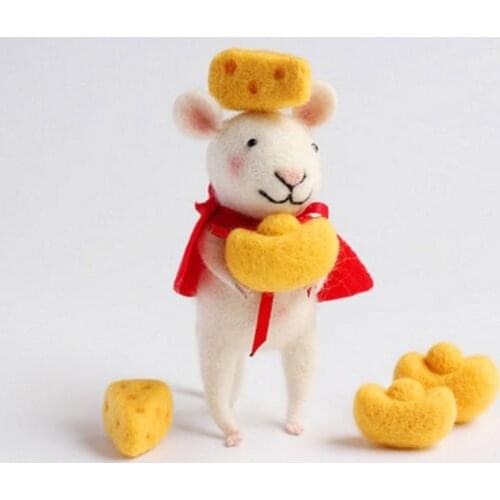 Mini Mouse Needle Felting Kits for Beginner, Needles, Finger Guards, Foam Mat, Instructions, DIY Craft Gift, Height 4" (10cm)