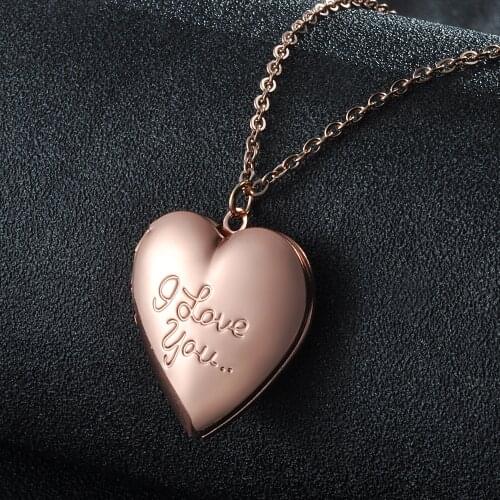2Pcs/lot Heart Shaped Photo Picture Frame Locket Brass Pendant Heart For Women Girls Necklace Romantic Valentine Jewelry Gift