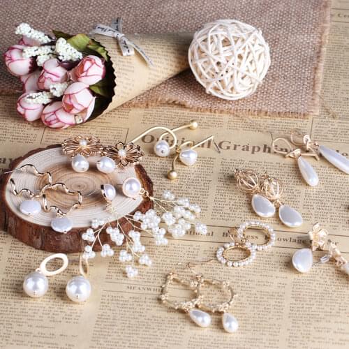 FASHIONSNOOPS Simulated Pearl Earrings for Bridal Women New Arrivals Drop Earrings Metal Trendy Jewelry Collection Wholesale