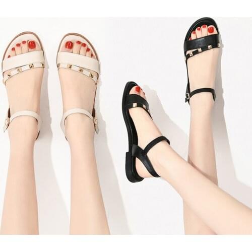Women Sandals Flat Gladiator Leather Sandals Summer Shoes Woman Rome Style Buckle rivets Casual Beach Sandles Plus Size 43