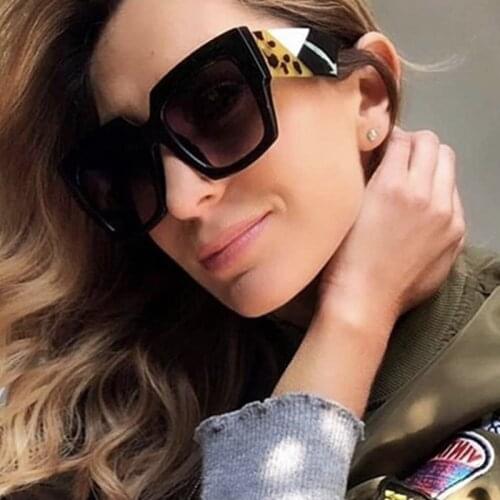 HBK 2018 Big Oversized Square Fashion Style New Women Sunglasses Gradient UV400 Spring Goggle Summer Outdoor Vintage Driving