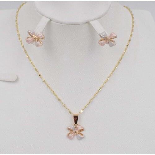 2018 NEW unique gold necklace collocation fashion circular pendant earrings jewelry for women in Dubai