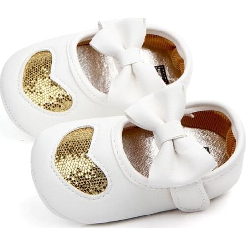 2021 Baby Princess Heart Shoes Soft Bottom Anti-skid Spring Autumn Fashion First Walkers Prewalkers