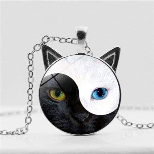 2021 New Taiyin Yang Cat Time Gem Necklace Black Cat Ear Glass Pendant Sweater Chain Jewelry Wholesale Necklace For Women
