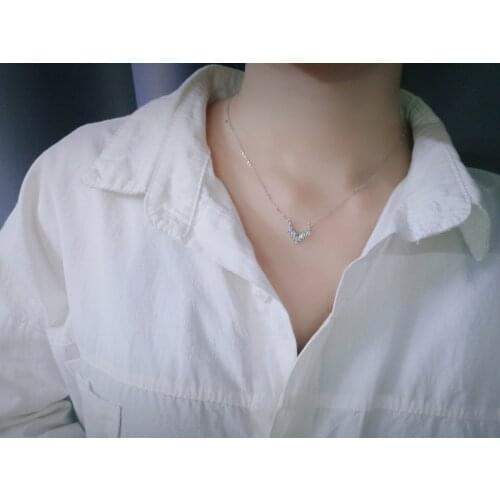 Cold wind V-shaped flash zircon clavicle chain wild 925 sterling silver flash diamond necklace temperament female necklace