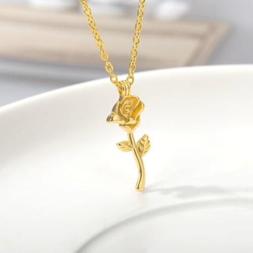 2020 New Jewelry Couples Three-Dimensional Gold Rose Flower Necklace Pendant Stainless Steel Aesthetic Necklace Gift Wholesale