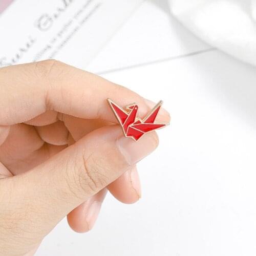 Paper Crane Enamel Pins Badges Brooches Jewerly Fashion Accessories Kids Student Lapel Pin for Jeans Backpacks