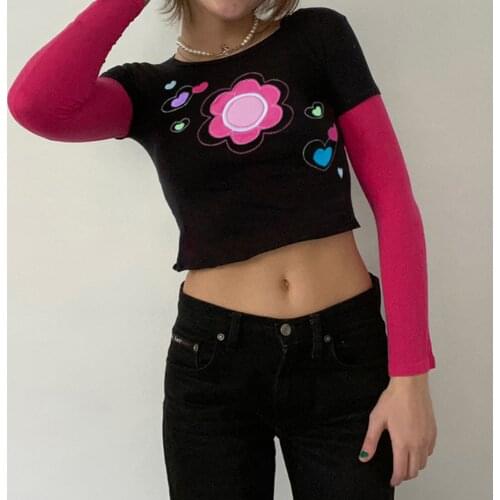 Indie Aesthetics Floral T-shirts Women 2000s Fashin Heart Embroidery Pink Long Sleeve Crop Tops E-girl summer Streetwear Women