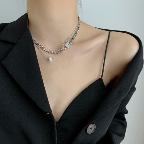 Retro Square Brand Pearl Necklace Female Short Neck Chain Temperament Light Luxury Sweater Necklace