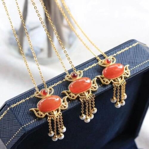 Natural South Red Pendant Palace Style Pendant Clavicle Chain Super Beautiful Hollow Natural Pearl Tassel Embellishment Pendant