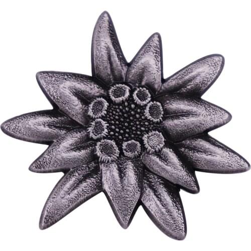 WWII German Mountain Troop Edelweiss Brooch Elite Army Retro Badge Gift