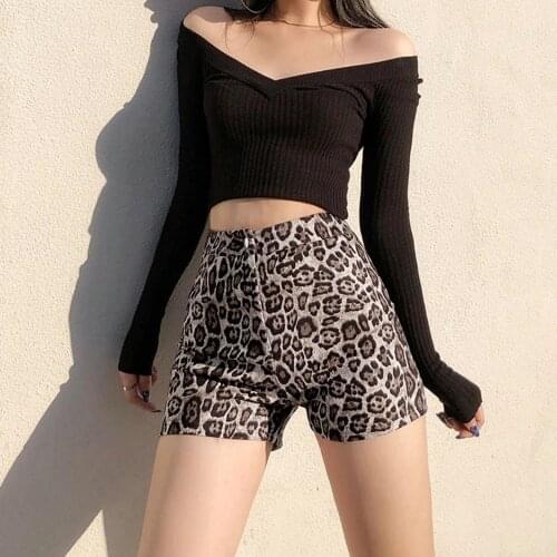 Women Pants 2021 Fashion Summer Skinny Short Pants Personality Leopard Pattern Zipper High Waist Casual Shorts Beach Streetwear