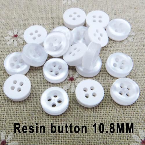 100PCS 10.8MM 4 hole white classic shirt buttons coat sewing clothes accessory child plastic button r-301