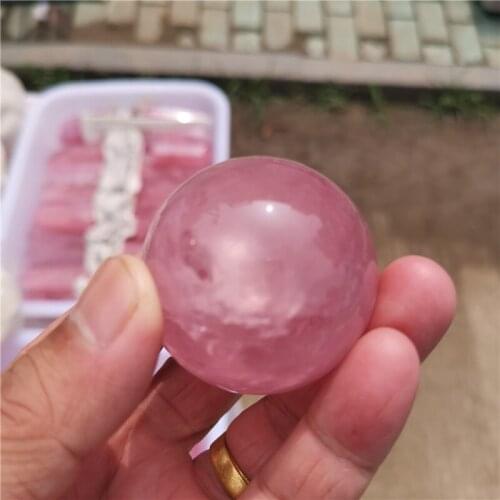 Natural crystal ball crystal transparent is necessary to decorate the house can ward off evil spirits meditate
