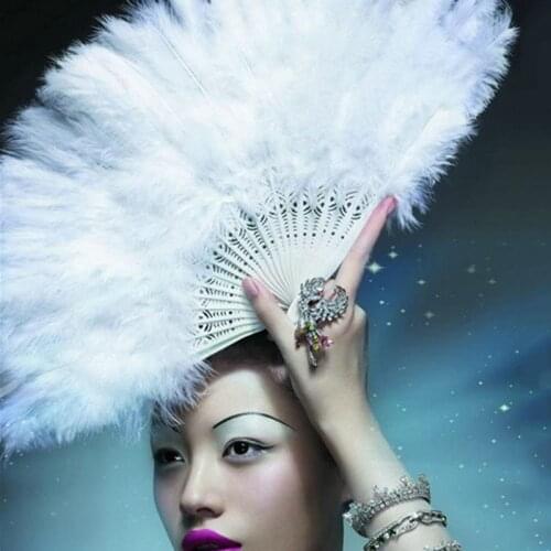 Folding Soft Fluffy Hand Held Fan Chinese Style Dance Soft Colorful Feather Fan Flapper Burlesque Wedding Ladies Fancy Dress