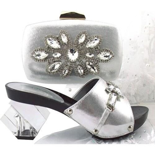 African Shoes And Bag Matching Set With Hot Selling Women Italian design Shoes And Bag Set For Party Wedding Silver color shoes