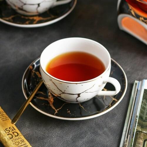 Bone China Tea Cup Saucer Sets Rose Flower Handmade Design Ceramic Coffee Cups European Teacup Porcelain Tasse Nice Gift EE50BD