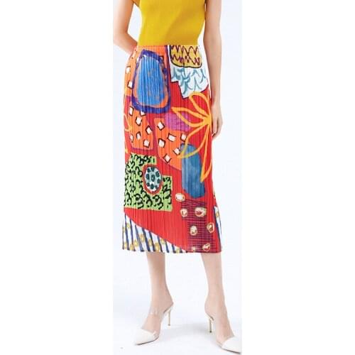 Plus Size Skirt For Women 45-75kg Summer 2020 New Niche Printed Elastic Miyake Pleated Slim Split Pencil Skirt Female