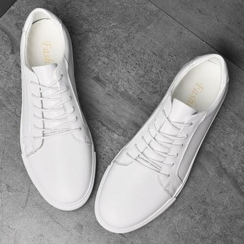 Soft Leather Men Shoes Male Sneakers Men Casual Shoes Fashion Black White Sneakers Hip Hop Basic Flats Leather Fashion Handmade
