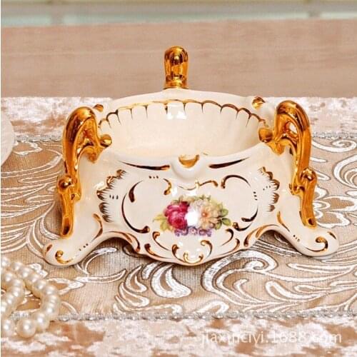Ourui Ya new high-end European luxury ivory porcelain ceramic ashtray European home Decoration
