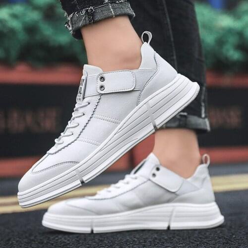 2021New Fashion Men Lightweight Lace-up White Sneakers Men Genuine Leather Comfortable Non-slip Men Flat Breathable Sneakers