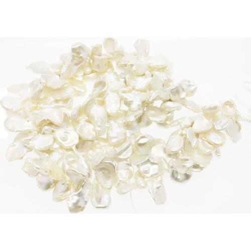 Natural Freshwater Pearls Womens delicate petals and loose beads Jewelry DIY necklaces Bracelets Earrings Jewelry Accessories