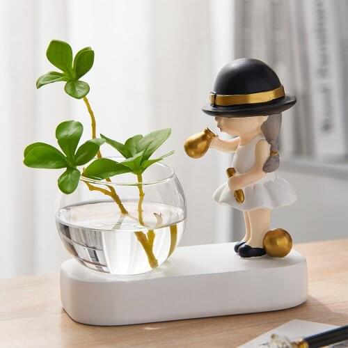 Modern Creative Home Decoration Blowing Bubble Resin Doll Hydroponic Vase Living Room Crafts Decoration