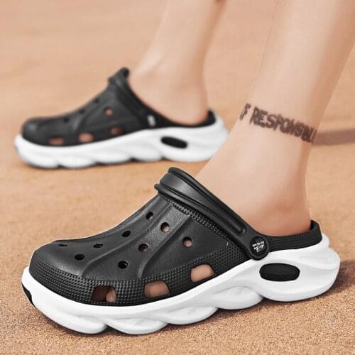 Summer Men Slippers Outdoor Clogs Beach Sandals Platform Garden Shoes Male Comfortable Indoor Home Slides Bathroom Footwear 45