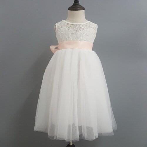 2017 Open Back Girls Long Dress White Lace Maxi Dresses Boutique Sweet Costume Floor Length Princess Wedding Costume Retail