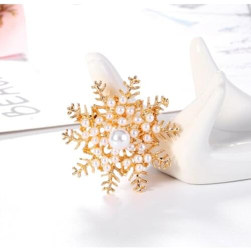 New Arrival Simulated Pearl Snowflake Brooch Pins for Women In Gold or Silver Color