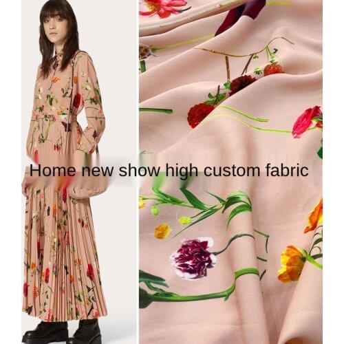 2021 spring and summer show high-definition fashion fabric digital printing plant flower carnation womens clothing fabric