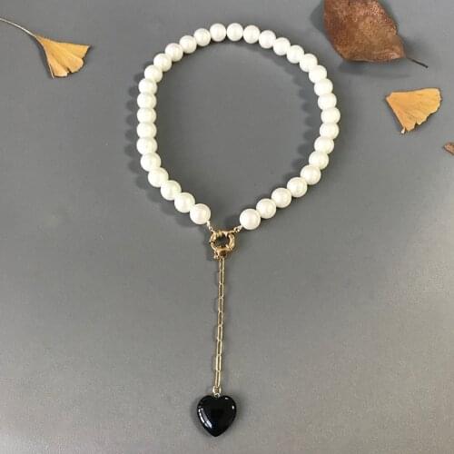 Luxury natural freshwater pearl necklace exquisite fashion ladies party charm accessories black heart-shaped stone pendant 2020