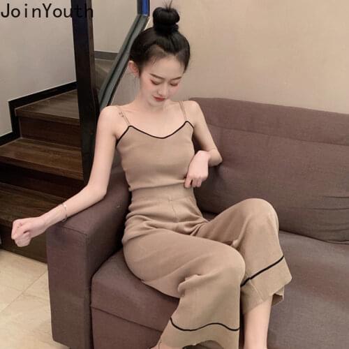 JoinYouth Woman's Sport Customs