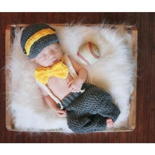 Free shipping, newborn newsboy cap,handmade knitting wool baby hat,Bow tie and pants baby sets newborn photo props 0-1m,3-4m