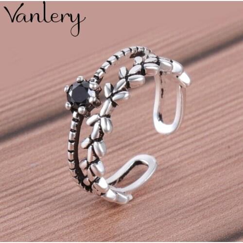 New Arrivals Charming Black Leaf Ring for Women Boho Knuckle Party Rings Gothic Punk Jewelry Gifts for Girls