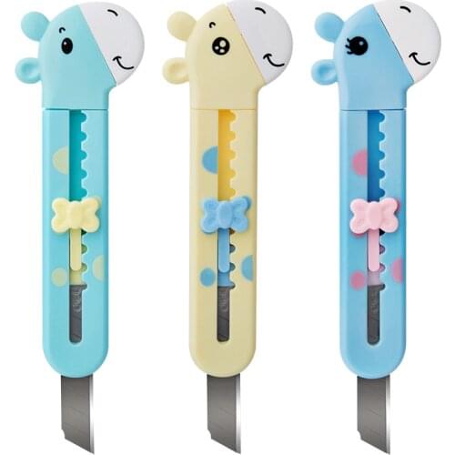 3pcs / 5pcs candy cartoon giraffe multifunctional art knife creative and convenient childrens safety wallpaper knife with cover
