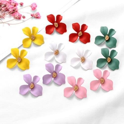 U-Magical Temperament Painted Multicolor Flower Dangle Earrings for Women Metallic Irregular Earrings Jewellery Pendientes