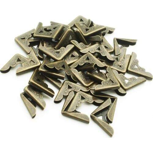 50PCS/Pack 17X17X3mm Bronze Metal Book Corners For Photo Albums Menus Folders DIY Scrapbooking Decor Corner Protectors SC155
