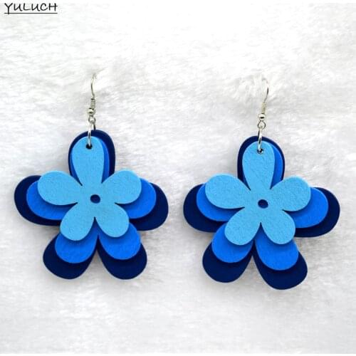 Three color long charm flower wood earrings carton statement jewelry for woman 2016 design new