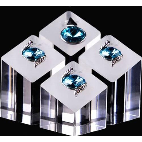 New Fashion 4Pcs/Set Clear Acrylic Jewelry Holder Ornaments Show Rack Rings Earrings Pendant Display Stand Photography Props
