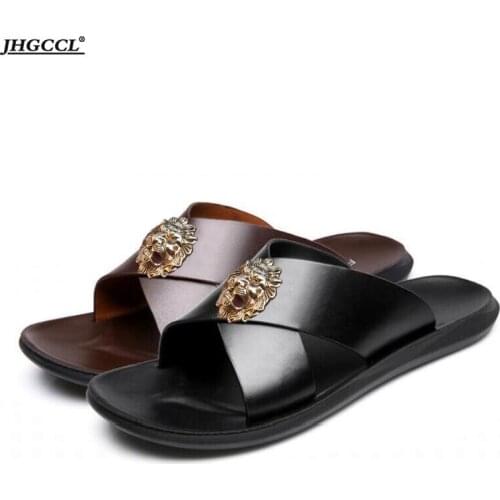 Mens slippers Cowhide flip-flops casual beach shoes New designer mens flip-flops beach slippers high quality cowhid P31