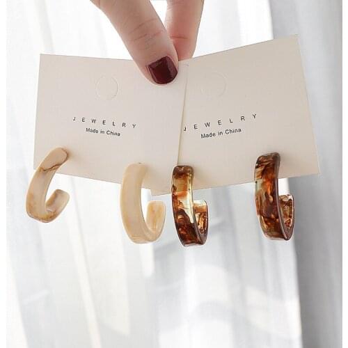 Fashion Temperament Contracted Retro Earring cream-colored Geometric C Shape Earrings Design Earrings