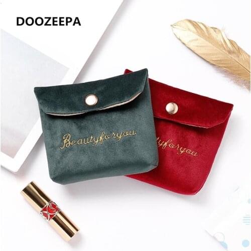 Women Velvet Soft Small Cosmetic Bag Hasp Girl Lipstick Bag Sanitary Pads Organizer Pouch Travel Makeup Bags Mini Beauty Case