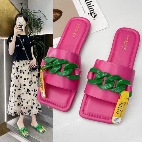 2021 New Summer Women Green Chain Slippers Fashion Square Head Outdoor Non-slip Slippers Female Flat Beach Shoes Flip-Flops