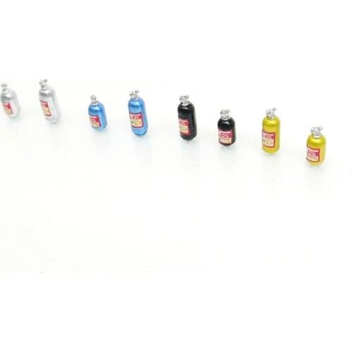 3Pcs 1/64 Homemade Handmade Simulation Nitrogen Accelerator Bottle Car Model Modified Garage Scene Decoration Accessories