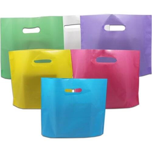 50Pcs Colorful Plastic Shopping Bag with Handle Reusable Recyclable Gift Clothes Underwear Cosmetics Boutique Packaging Pouches