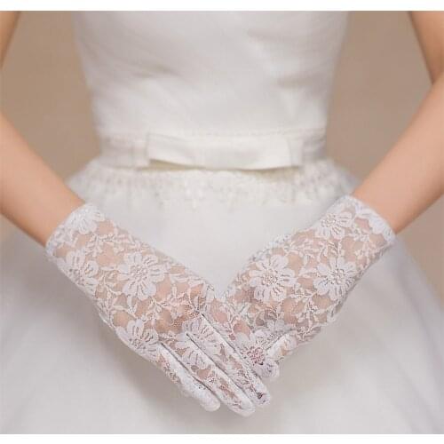 Lace Wedding Gloves Short Simple Five Finger Bridal Gloves For Women