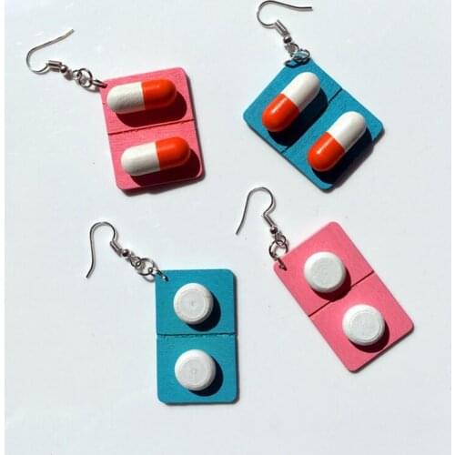 Fashion Cute Creative Wooden Capsule Drop Earrings Funny Lovely Pills Medicine Dangle Earrings Unique Jewelry Gift For Girl