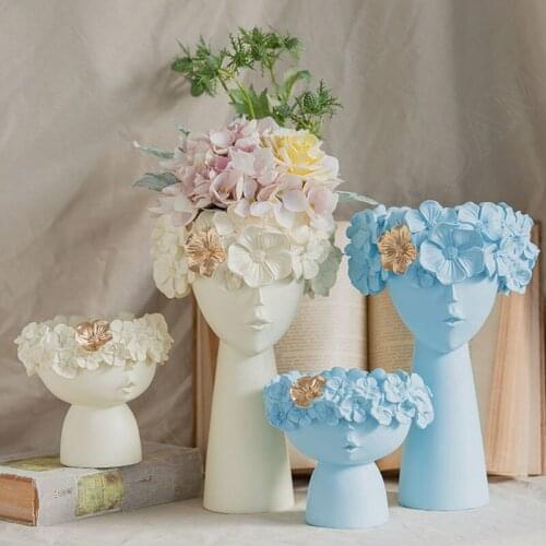 European Resin Statue Creativity Figure Living Room Desktop Vase Hotel Dried Flowers Organizer Home Decoration Modern Ornaments